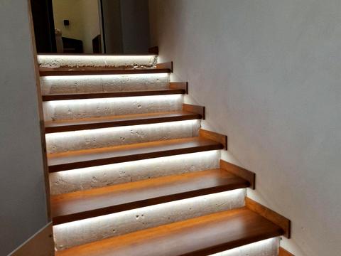 комерційна за адресою яблуниця, 1