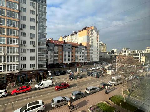 квартира за адресою Степана Бандери вул., 4