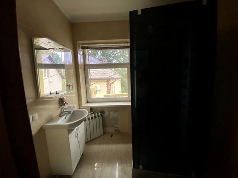 комерційна за адресою Василя Стуса вул. (Пушкінська), 27