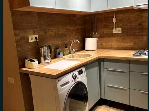 квартира за адресою Дмитра Яворницького просп. (Карла Маркса), 2