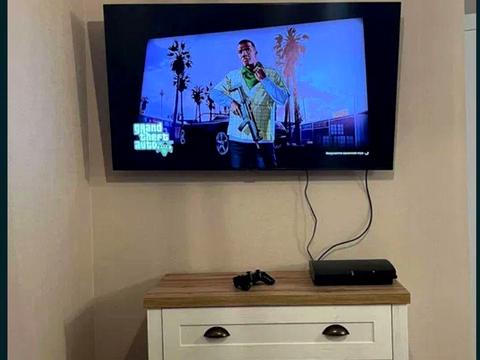 квартира за адресою Дмитра Яворницького просп. (Карла Маркса), 2