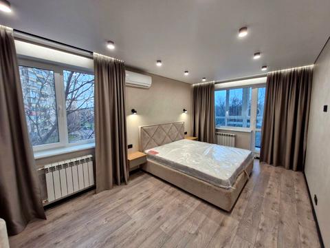 квартира за адресою Свято-Миколаївська вул. (Леніна), 28