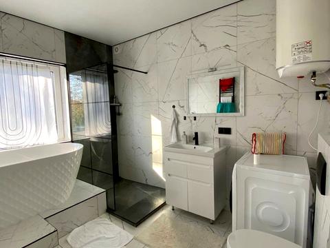 будинок за адресою с. Бірки, Схили