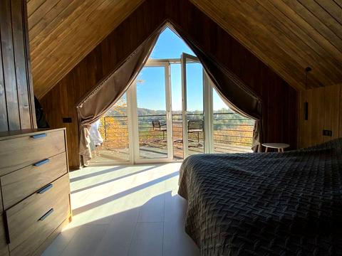 будинок за адресою с. Бірки, Схили