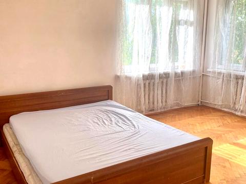 будинок за адресою смт. Брюховичі, Арктична вул.