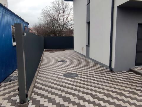 будинок за адресою Івана Багряного вул.