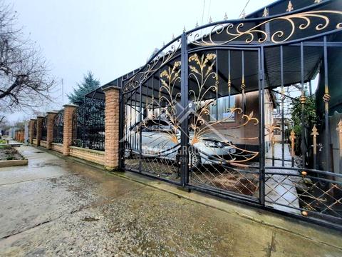 дом по адресу  ул.