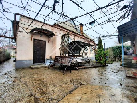 будинок за адресою Євгенія Саєнка вул.