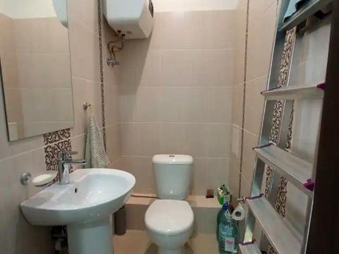 комерційна за адресою Королеви Єлизавети ІІ вул. (Глинки), 2