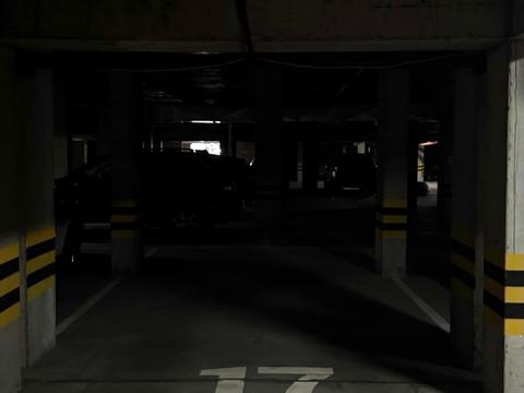 паркоместо по адресу Зализничная ул., 23