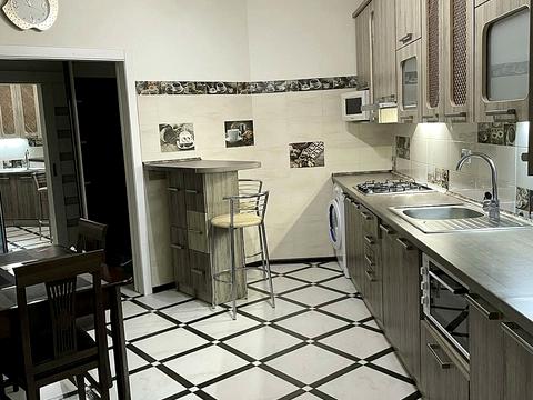 квартира за адресою Юліана Целевича вул., 10/2