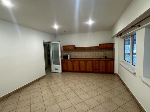 коммерческая по адресу Садовая ул., 2д