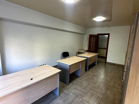 коммерческая по адресу Садовая ул., 2д