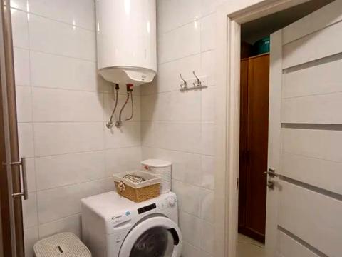 квартира по адресу Луговская ул., 255