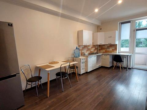 квартира за адресою Олексія Вадатурського вул. (Маршала Малиновського), 53/55