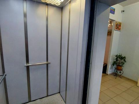 квартира за адресою Олексія Вадатурського вул. (Маршала Малиновського), 53/55