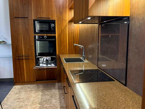 квартира по адресу Сергея Ефремова ул. (Ворошилова), 22