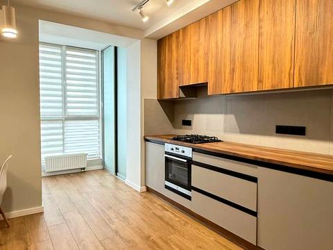 квартира за адресою Співдружності вул., 7