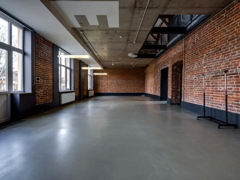 комерційна за адресою Генерала Тараса Чупринки вул. (Пушкіна), 69