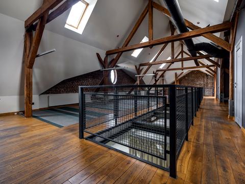 комерційна за адресою Генерала Тараса Чупринки вул. (Пушкіна), 69