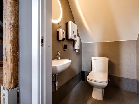 комерційна за адресою Генерала Тараса Чупринки вул. (Пушкіна), 69