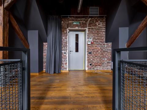 комерційна за адресою Генерала Тараса Чупринки вул. (Пушкіна), 69