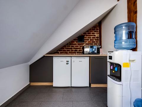 комерційна за адресою Генерала Тараса Чупринки вул. (Пушкіна), 69