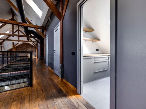 комерційна за адресою Генерала Тараса Чупринки вул. (Пушкіна), 69