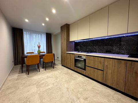 квартира по адресу Черновицкая ул., 64-А