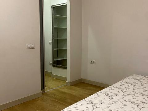 квартира по адресу Защитников Украины пл. (Восстания), 1