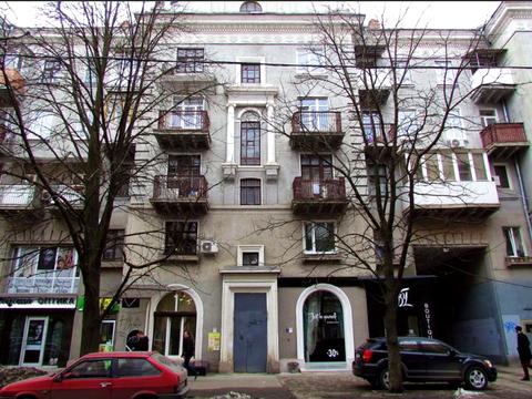 квартира за адресою Ярослава Мудрого вул. (Петровського), 6-8