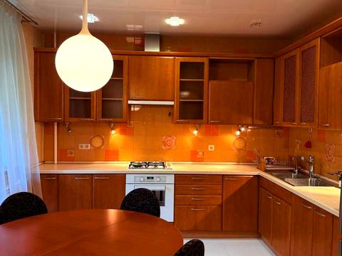 квартира за адресою майдан Конституції пл., 20