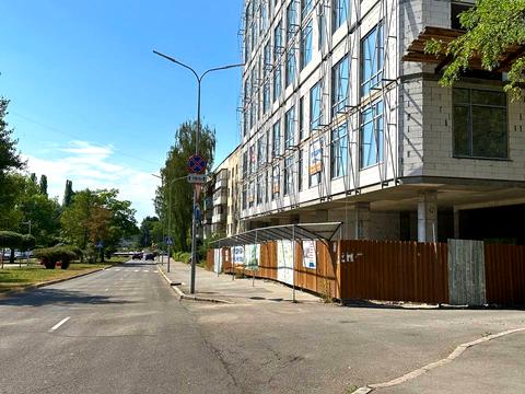 квартира за адресою Космонавтів просп., (Будинок)