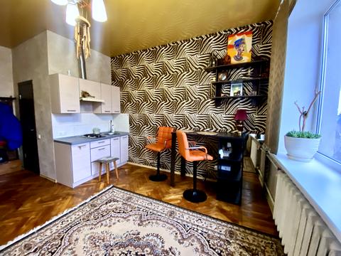 квартира за адресою Добровольців вул., 5