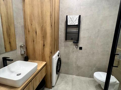 квартира за адресою Новоберегова вул., 12-А