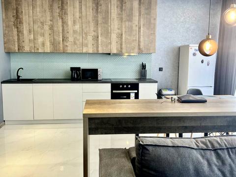 квартира за адресою Новоберегова вул., 12-А