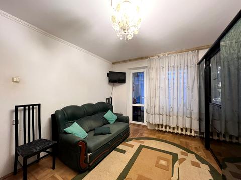 квартира за адресою Івана Величковського вул., 44