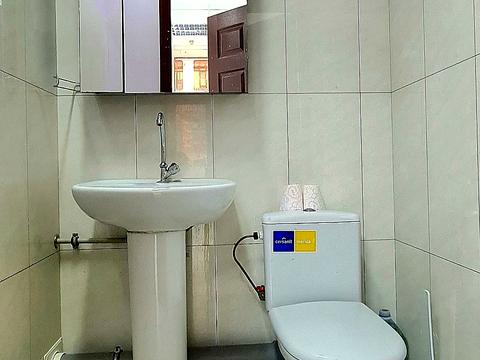 коммерческая по адресу Антоновича ул. (Горького), 58