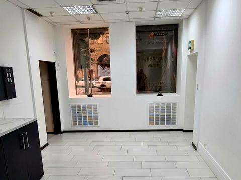 коммерческая по адресу Антоновича ул. (Горького), 58