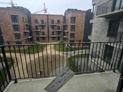 квартира за адресою 24 Серпня вул., (Будинок 12)