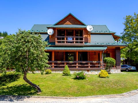 дом по адресу Ивана Петраша ул.