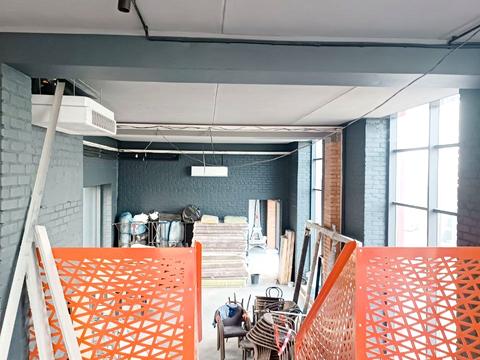 комерційна за адресою Водопровідна вул., 37