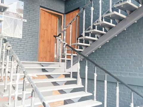 комерційна за адресою Водопровідна вул., 37