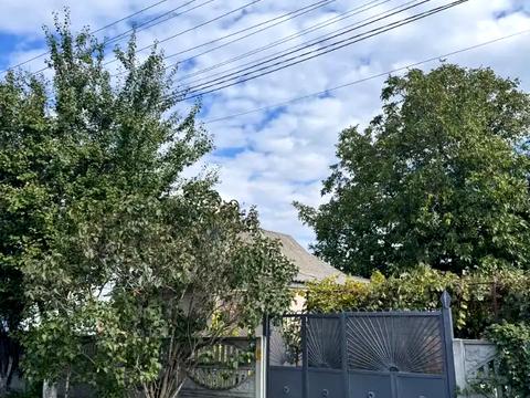 дом по адресу Центральна