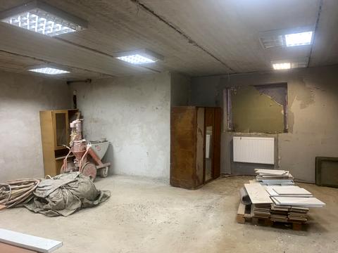 комерційна за адресою Перемоги вул., 8/4