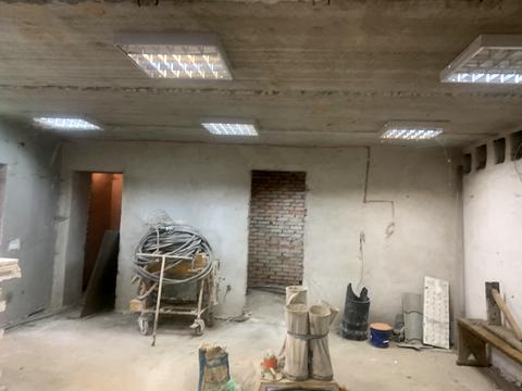 комерційна за адресою Перемоги вул., 8/4