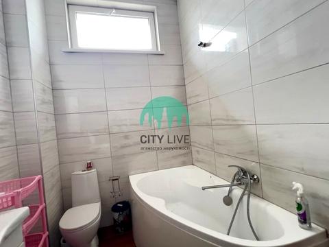 будинок за адресою Грушева