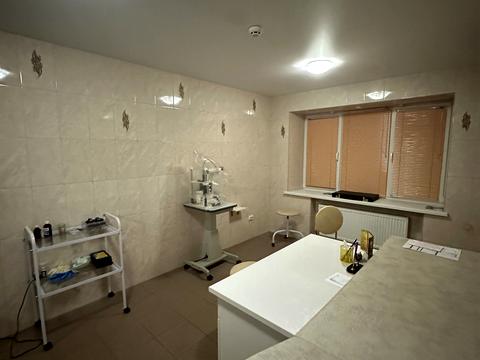 коммерческая по адресу Успенсько Троїцька, 4