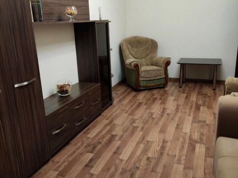 квартира за адресою Зарічанська вул., 11л