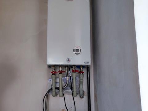 будинок за адресою Левка Семиренко